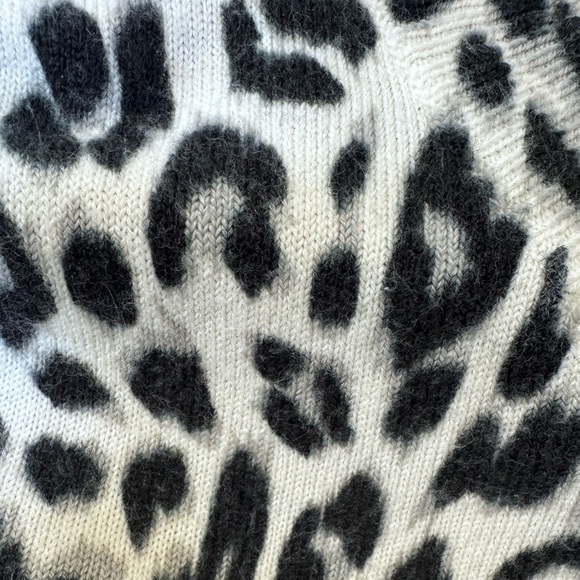 Kim Rogers Black and White Soft and Cozy Animal Print Sweater - Picture 6 of 6